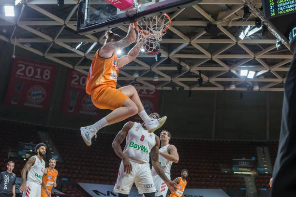 陈幸同与钱 陈幸同与钱