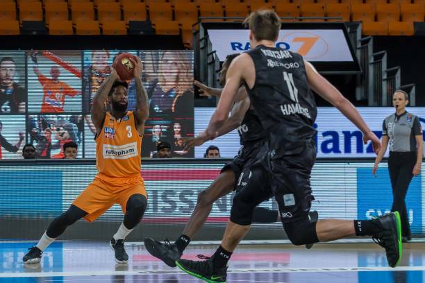 重要比赛中 重要比赛中