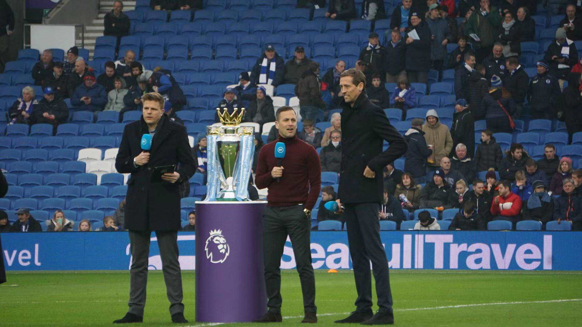 揭示背后的 揭示背后的